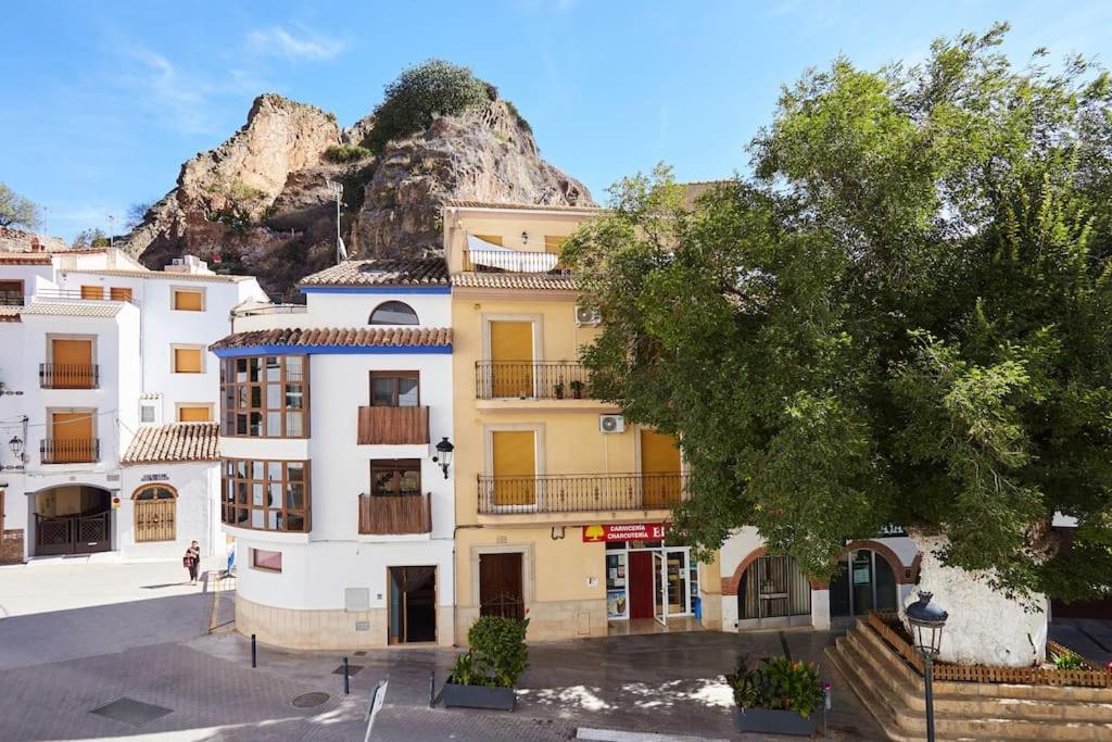 Casa Del Alamo Villa Cambil ภายนอก รูปภาพ